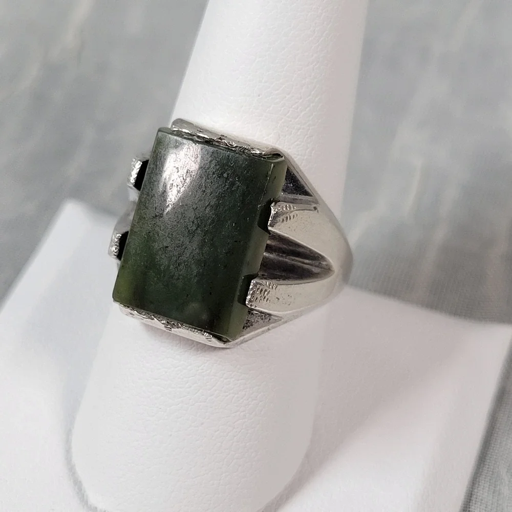 Vintage Wheeler Sterling Silver Nephrite Jade Signet Ring Size 8.5